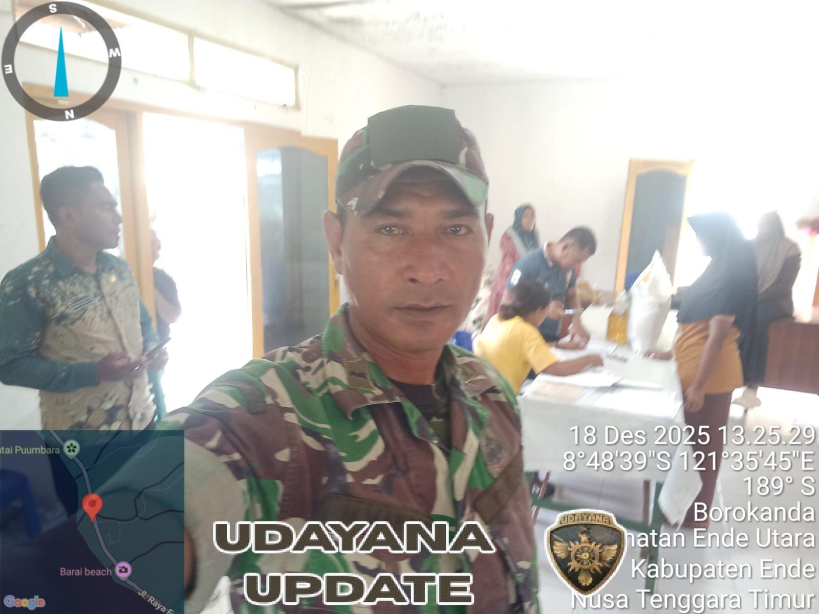 TNI Hadir di Tengah Masyarakat, Babinsa Dampingi Pembagian BCRP Tahun 2025 di Ende Utara