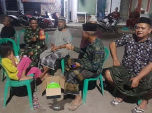 Babinsa Bersama Masyarakat Ciptakan Lingkungan Aman dan Kondusif