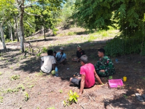 Melalui Komsos, Babinsa Dorong Pemuda Aktif dalam Kegiatan Positif