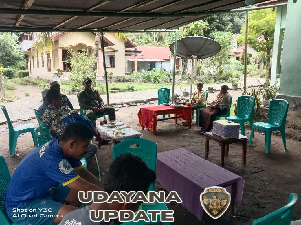 TNI Hadir di Tengah Warga, Babinsa Nangapanda Jaga Kamtibmas Desa Ndorurea 1