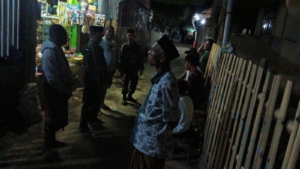 Babinsa Koramil 1608-03/Sape Gelar Patroli Siskamling Jaga Kamtibmas.