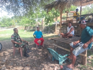 Melalui Komsos Babinsa Desa Silawan Minta Warga Ikut Aktif Dalam Pembangunan KDKMP