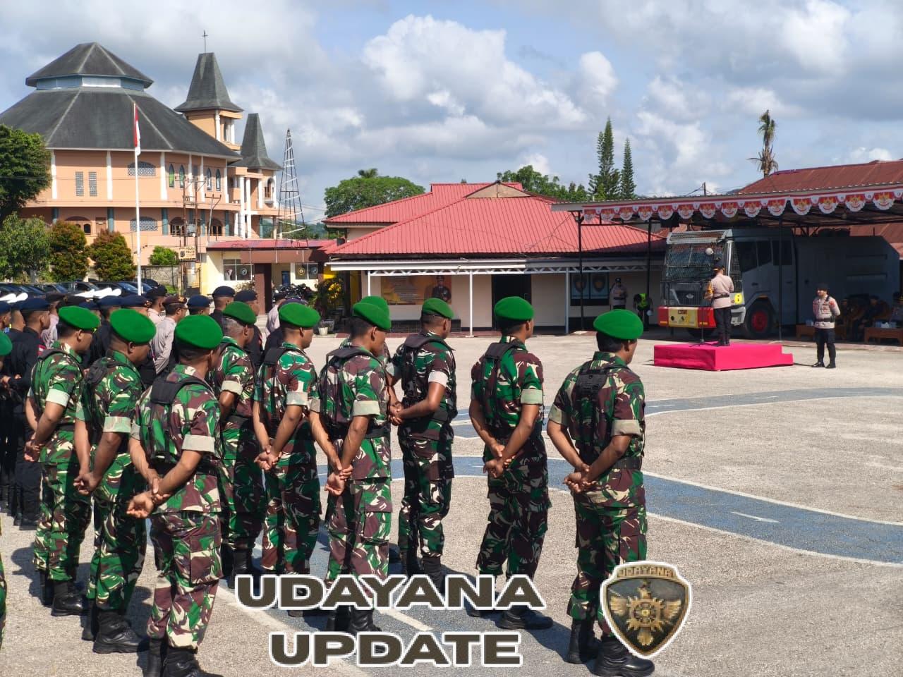 Anggota Kodim 1613/Sumba Barat Ikuti Apel Gelar Pasukan Operasi Lilin Turangga 2025