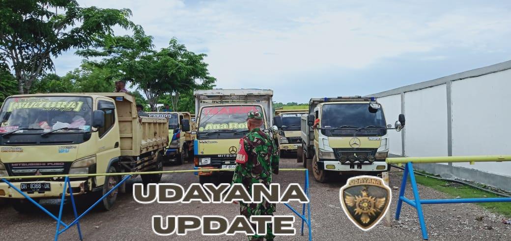 Babinsa Kodim 1627/RN Amankan Keberangkatan Kapal Garda Maritim 3 di Pelabuhan Pantai Baru