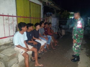 Patroli Siskamling Koramil Woha Sasar Tiga Kecamatan di Kabupaten Bima