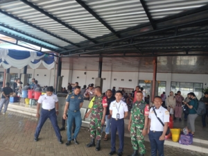 Pengamanan Nataru Babinsa Fokus Pelabuhan Tenau Kupang