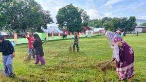 Wujud Kemanunggalan TNI–Rakyat, Babinsa Dampingi Penutupan Harla Desa Sermong