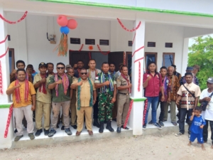 Babinsa Desa Baolang Hadiri Pengresmian Gedung Perpustakaan Desa