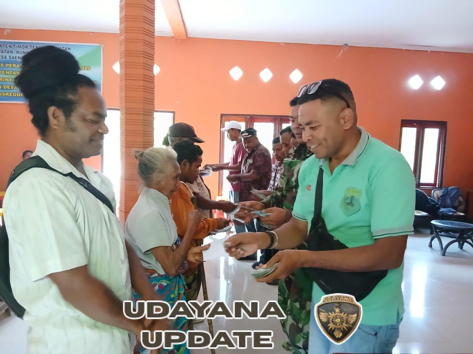 Babinsa Amanatun Utara Dampingi Penyaluran BLT Desa Saenam, Wujud Nyata Kepedulian TNI.