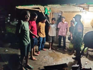 Babinsa Posramil Tambora Optimalkan Patroli Siskamling Pantau Wilayahnya