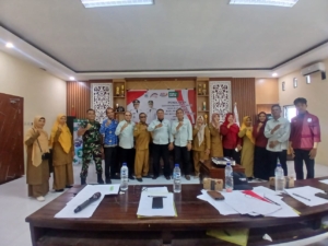 TNI Dukung Budaya Gotong Royong, Babinsa Hadir dalam Penilaian BBGRM 2025