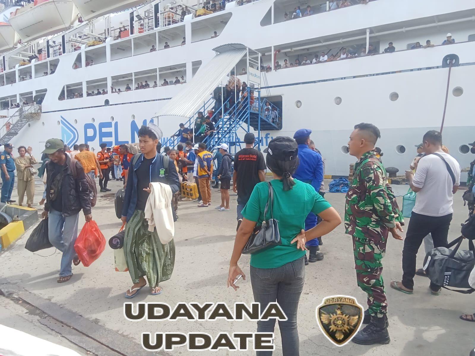 Dukung Kelancaran Nataru, Kodim 1603/Sikka Perkuat Pengamanan di Pelabuhan L. Say Maumere