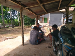 Serda Yakub Aktif Lakukan Komsos di Desa Binaan Dasan Anyar