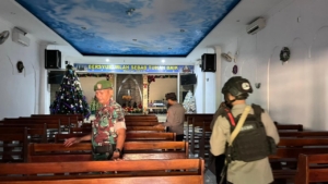 Kodim 1614/Dompu Bersinergi Amankan Ibadah Natal 2025 di Kelurahan Bada