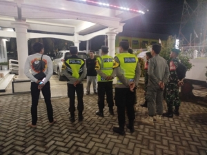 TNI-Polri dan Forkopimcam Taliwang Gelar Patroli Gabungan PAM NATARU 2025