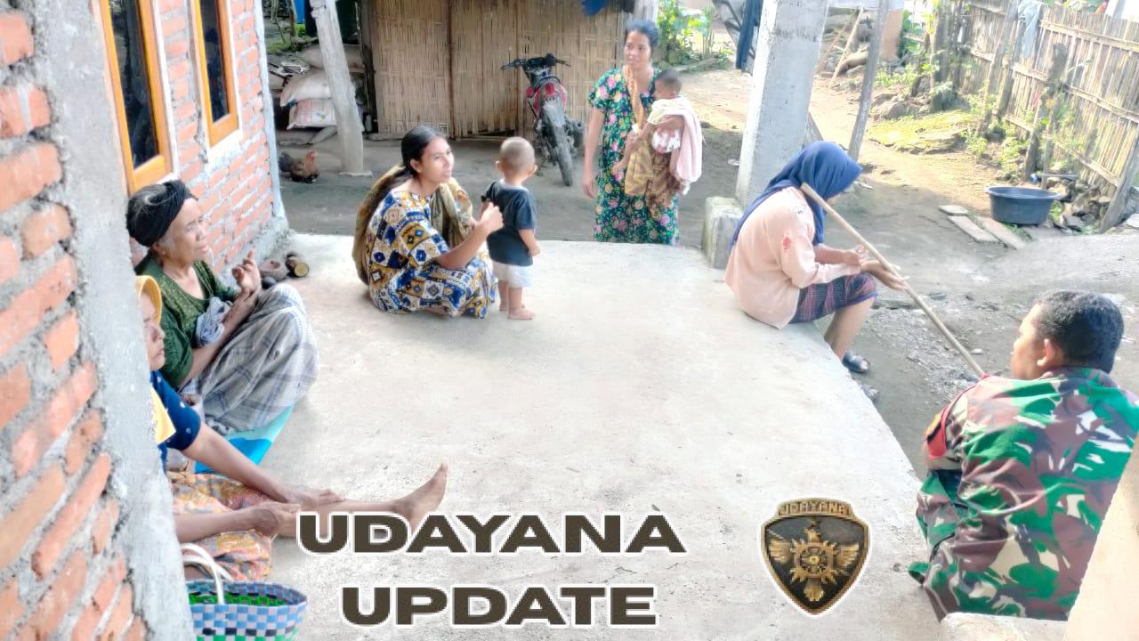 Jaga Kamtibmas, Babinsa Koramil Poto Tano Laksanakan Komsos di Desa Mantar