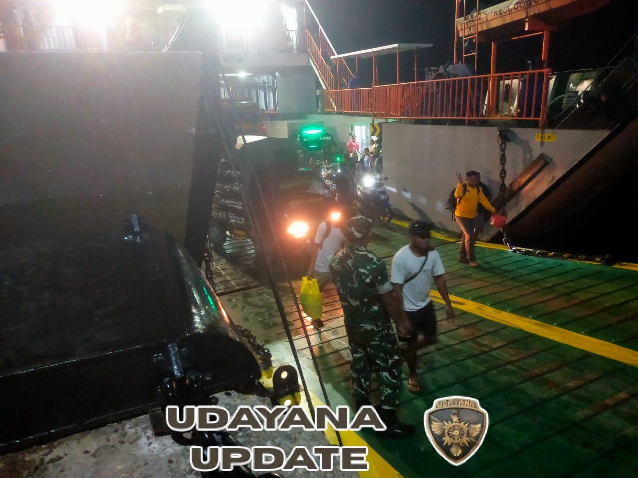 Koramil 1627-02/Pantai Baru Amankan Kedatangan KM Garda Maritim 3 di Pelabuhan Pantai Baru