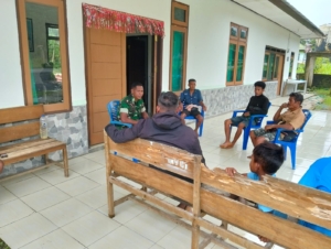 Peduli Warga, Babinsa Kodim 1613/Sumba Barat Lakukan Mediasi KDRT