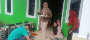Program Makan Bergizi Gratis Berjalan Lancar, Babinsa Seteluk Lakukan Pendampingan
