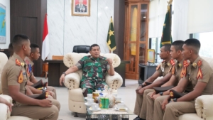 Danrem 161/WS Brigjen TNI Hendro Cahyono Terima Audiensi Taruna Akademi TNI