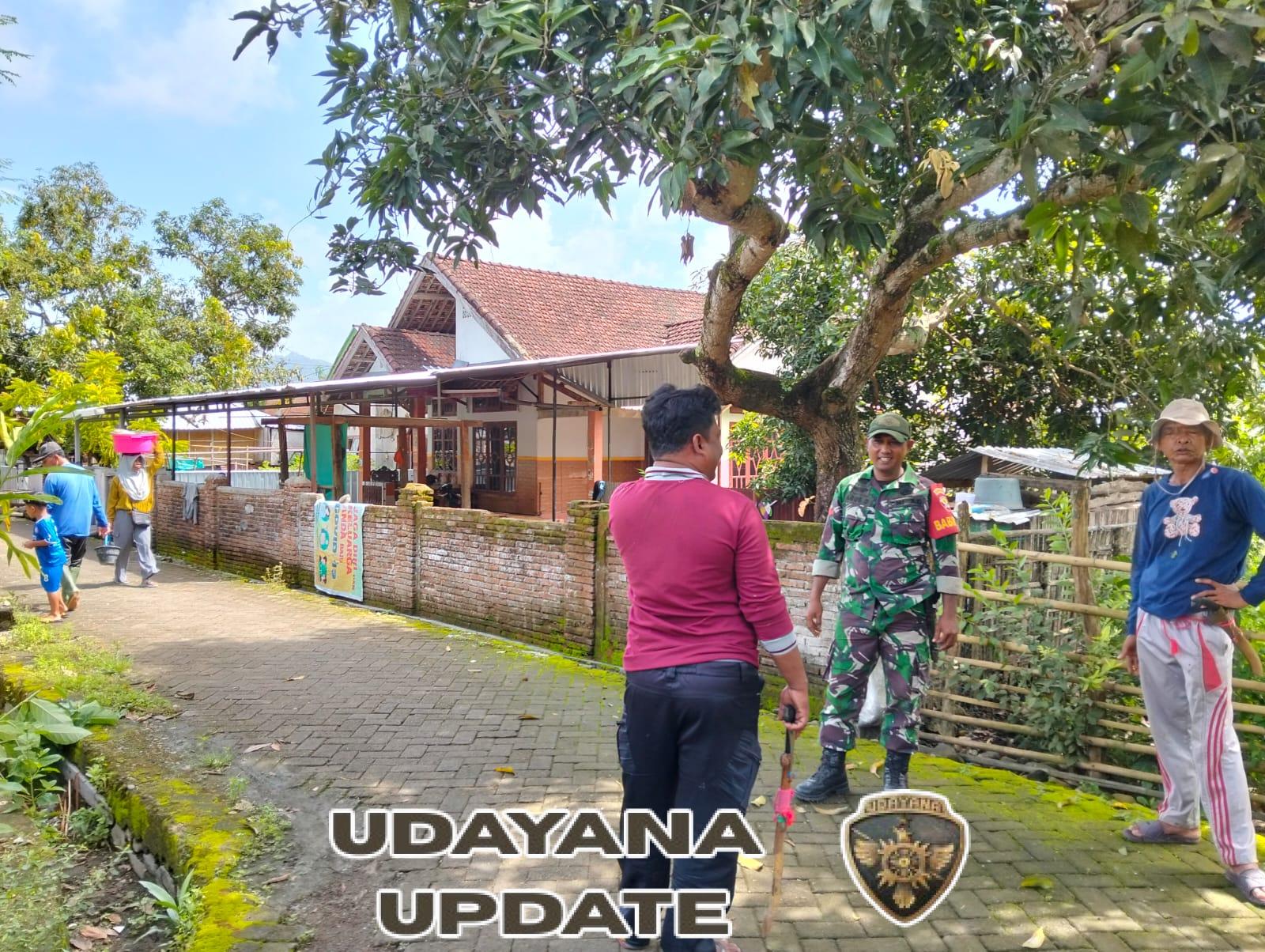 Jaga Kamtibmas, Babinsa Desa Beru Laksanakan Patroli dan Komunikasi Sosial