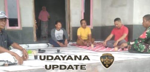 Babinsa Desa Mamben Lauk Gelar Komsos, Ajak Warga Jaga Kamtibmas Jelang Tahun Baru 2026