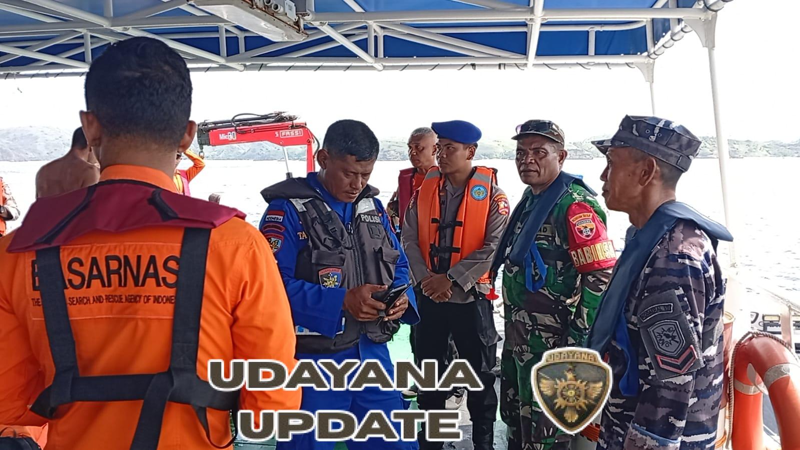 Misi Kemanusiaan di Perairan Padar: Dedikasi Tanpa Batas Prajurit Koramil 1630-01/Komodo dalam Ops SAR KM Putri Sakinah