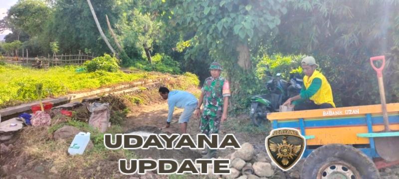Babinsa Hu’u Dampingi Perbaikan Saluran Irigasi di Desa Ranggo