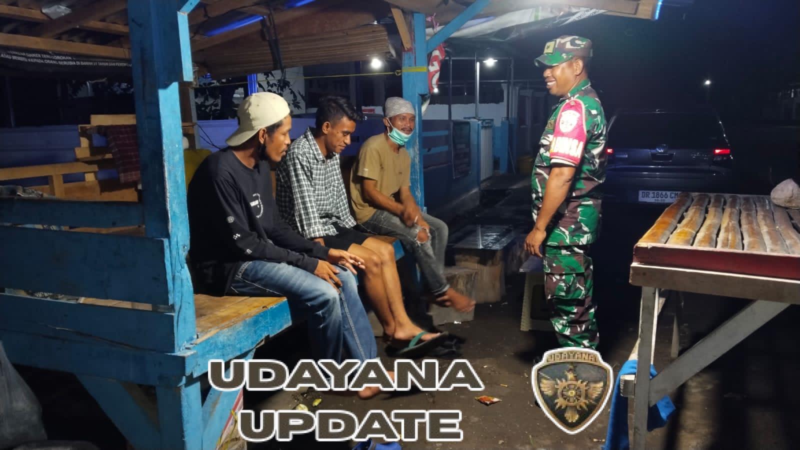 Babinsa Koramil 1608-02/Bolo Aktif Ronda Malam, Perkuat Kamtibmas Wilayah