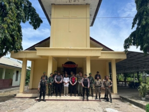 Sinergitas TNI–Polri Wujudkan Ibadah Natal Damai di Kabupaten Nagekeo