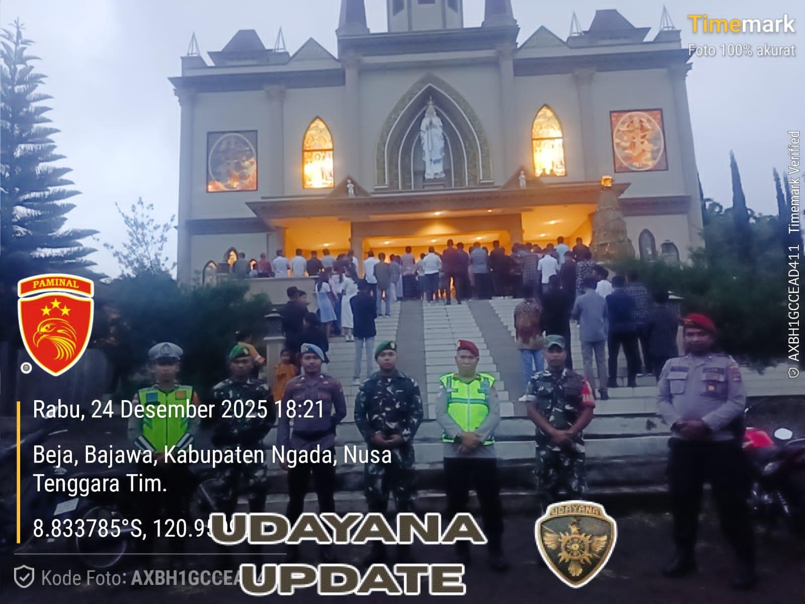 Babinsa Koramil 1625-01/Bajawa Amankan Misa Malam Natal di Gereja Paroki Maria Ratu Semesta Alam Langa