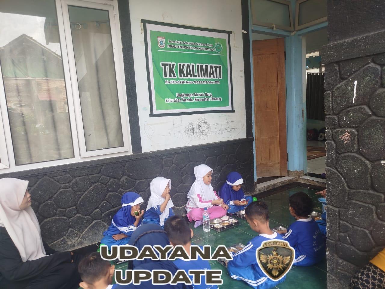 Babinsa Koramil Taliwang Dampingi Program Makan Bergizi Gratis di TK Kali Mati