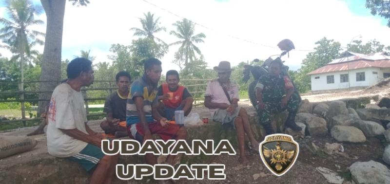 Babinsa Desa Naku Pererat Sinergi dengan Masyarakat Lewat Komsos