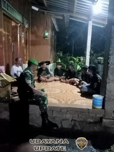 Koramil Poto Tano Intensifkan Patroli Malam untuk Jaga Keamanan Warga