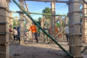 Warga Anyar Bangun Masjid Nurul Huda dengan Kebersamaan