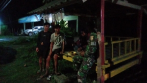 Koramil 1628-04/Poto Tano Intensifkan Patroli Malam Jaga Kamtibmas