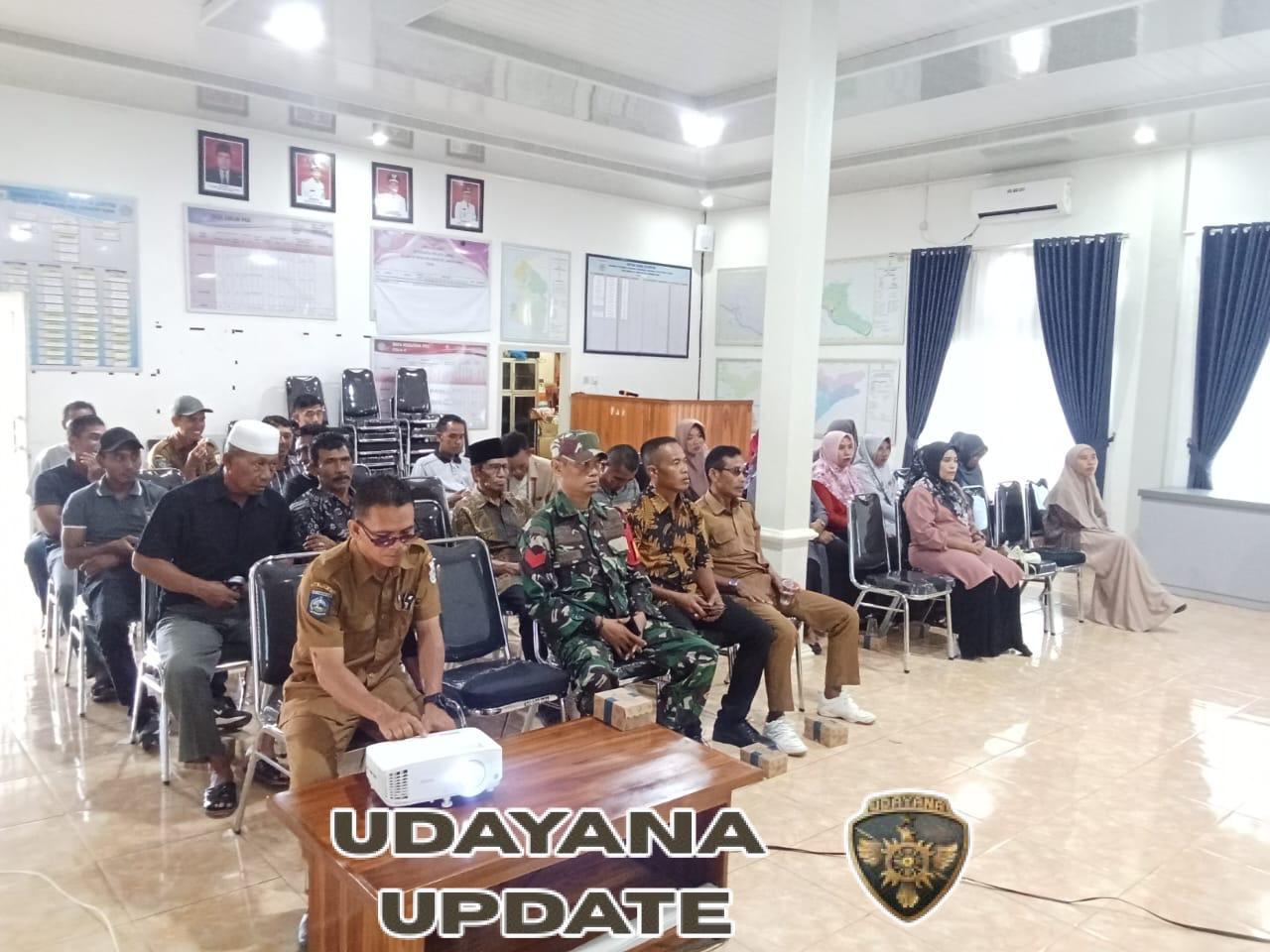 Babinsa Koramil Taliwang Laksanakan Penyuluhan Desa Ramah Perempuan dan Perlindungan Anak di Desa Lampok