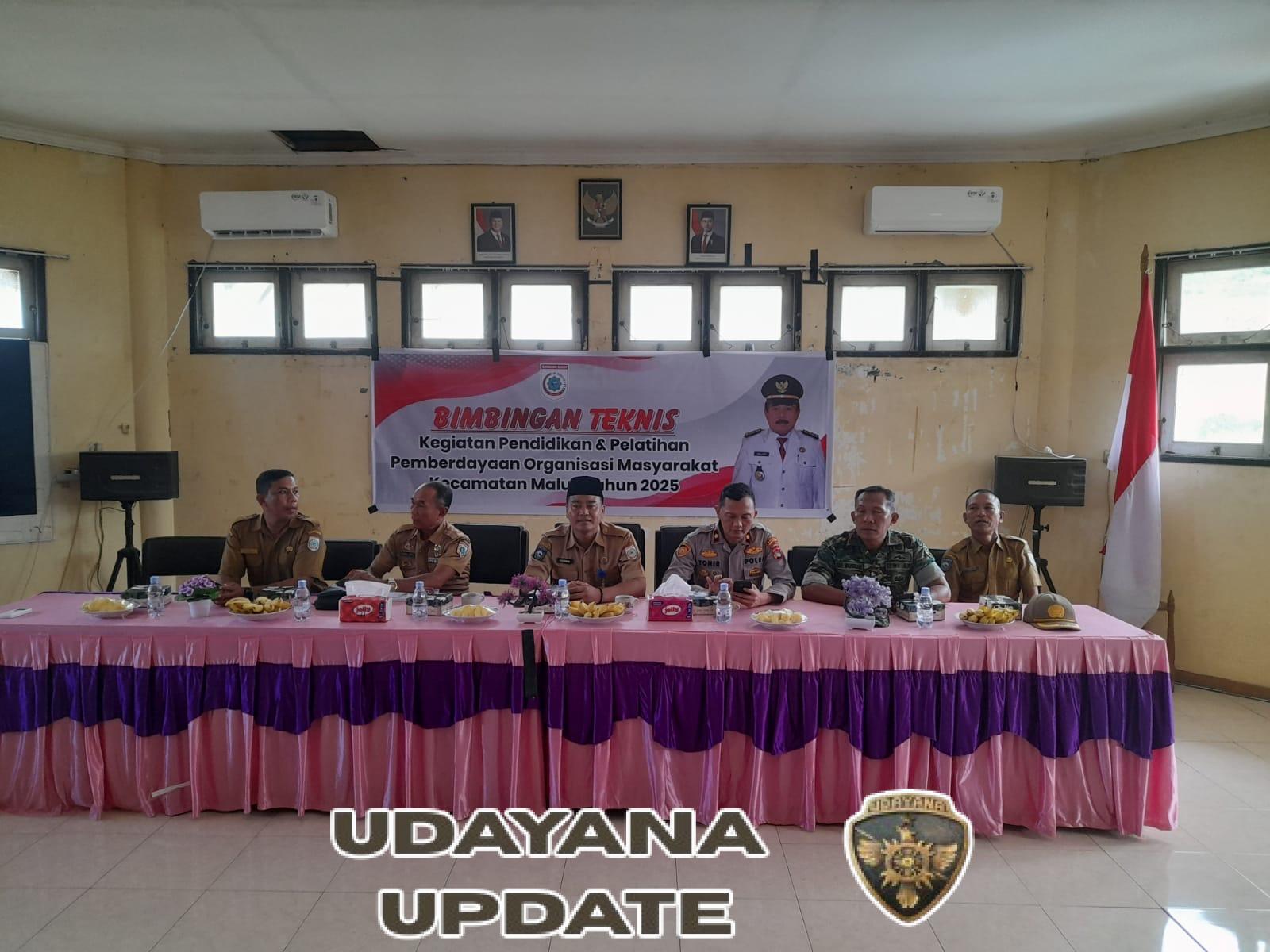 Danposramil Maluk Pelda Edi Busrah Tegaskan Pentingnya Pembinaan Ormas dalam Bimtek Kecamatan Maluk 2025