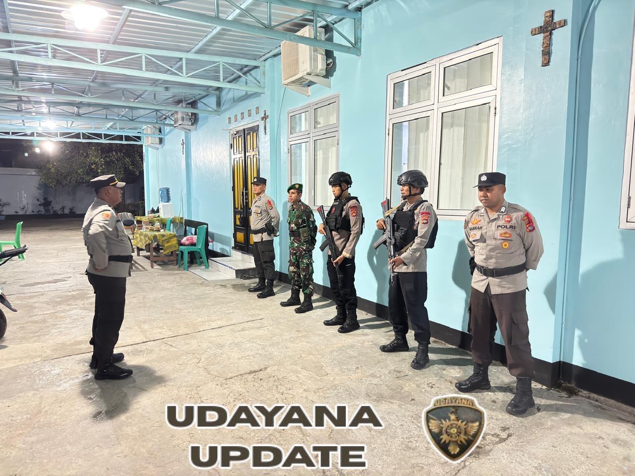 Personel Kodim 1614/Dompu Turut Amankan Pos Pam Operasi Ketupat Rinjani 2025 di Gereja GMIT Syalom