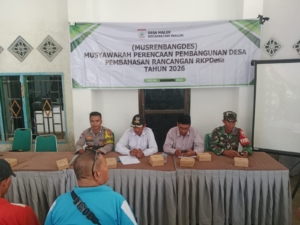 Babinsa Maluk Dampingi Musrenbangdes 2026, Pastikan Proses Perencanaan Desa Lancar