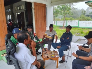 Babinsa Desa Goa Perkuat Kemanunggalan TNI-Rakyat Melalui Komsos