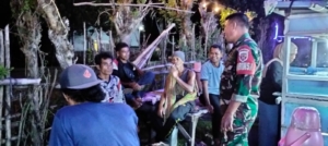 Babinsa Koramil 1614-03/Hu’u Gelar Patroli Ronda Malam Bersama Warga Desa Lepadi