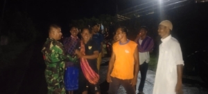 Babinsa Koramil 1614-06/Manggelewa Gelar Patroli dan Ronda Malam di Desa Banggo