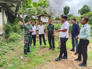 Babinsa Kandai I Dampingi Pengecekan Lokasi Pembangunan Koperasi Merah Putih