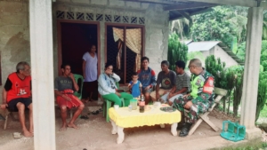 Pererat Silaturahmi, Babinsa Imbau Kekompakan Petani Desa Matasio