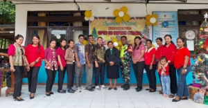 Pererat Silaturahmi, Babinsa Hadir dalam Syukuran Natal SD Inpres Oebatu