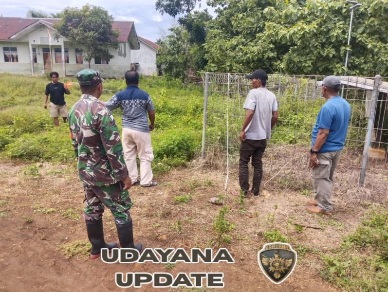 Babinsa Kodim 1613/Sumba Barat Dampingi Pemasangan Patok Koperasi Desa