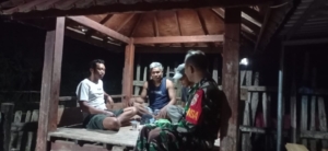 Koramil 1614-01/Dompu Perkuat Keamanan Lewat Ronda Malam Bersama Warga