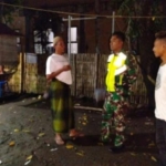 Pastikan Kondisi Wilayah Binaan Aman Malam Hari, Babinsa Koramil Batukliang Patroli Malam