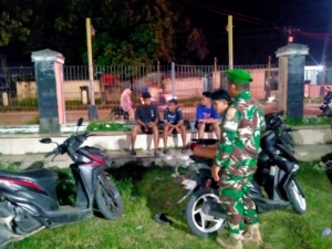 Koramil 1628-05/Jereweh Intensifkan Patroli Malam Jaga Keamanan Wilayah